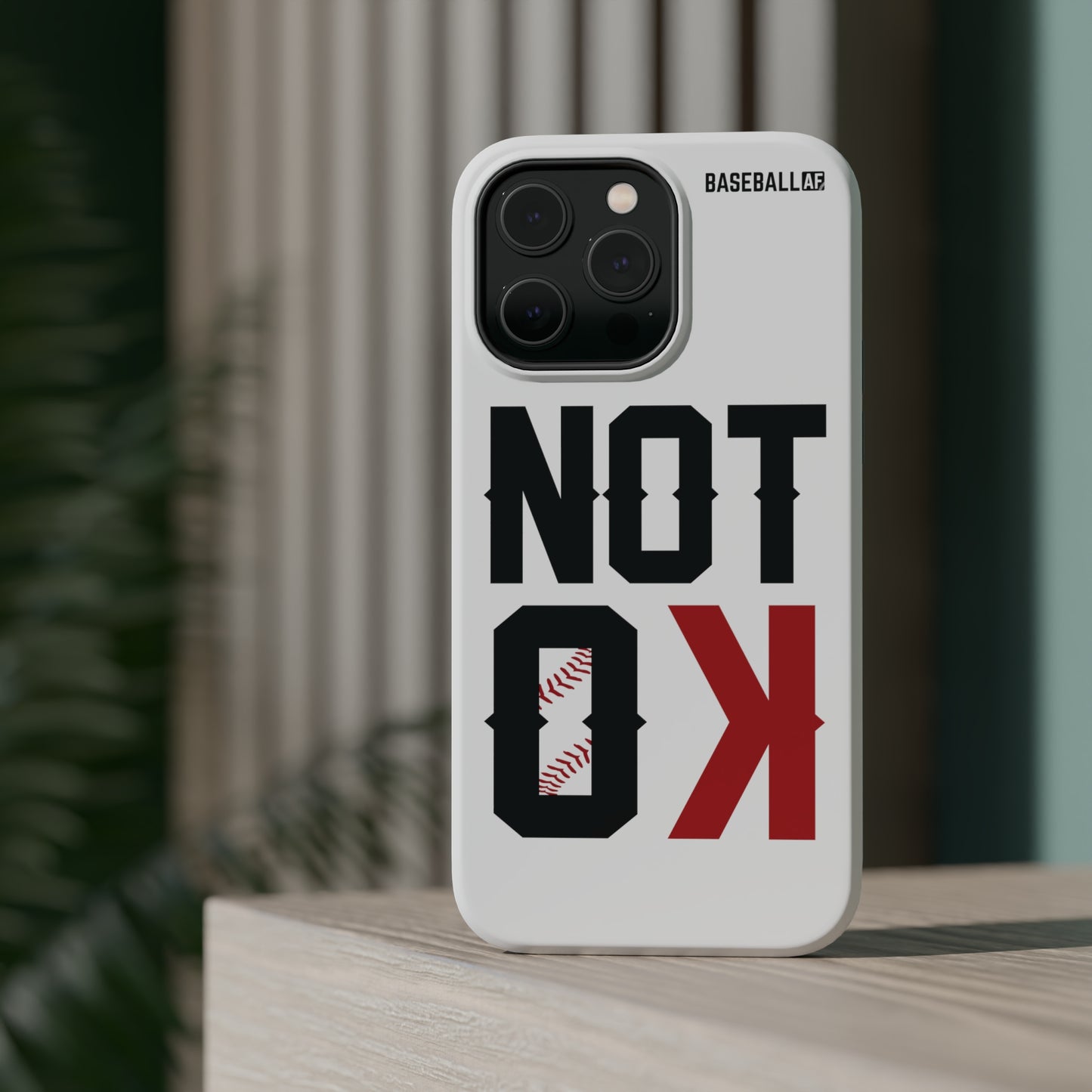 NOT OK : : MagSafe Tough Cases